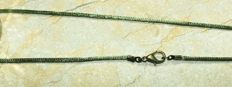 Seidenkordel moosgrün, 45 cm