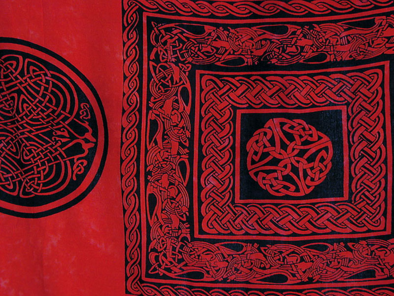 Sarong Keltische Ornamente, rot